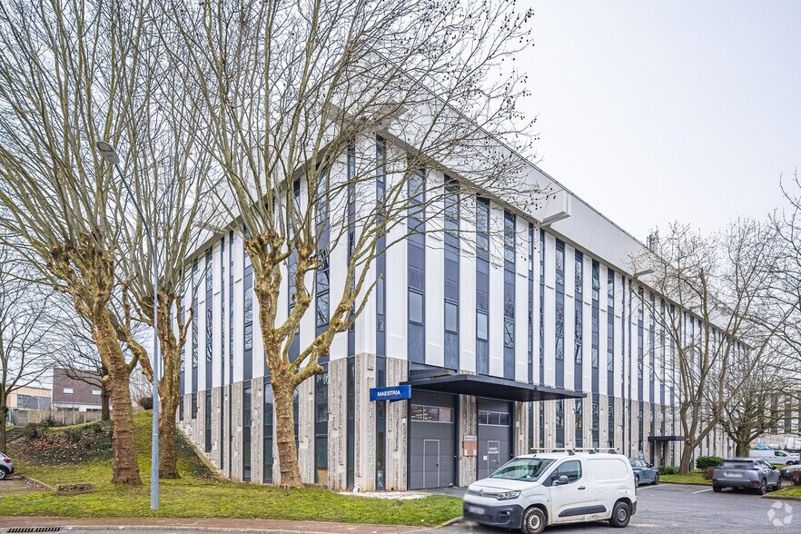 Flex dans Rungis à louer - Photo du bâtiment - Image 3 de 3