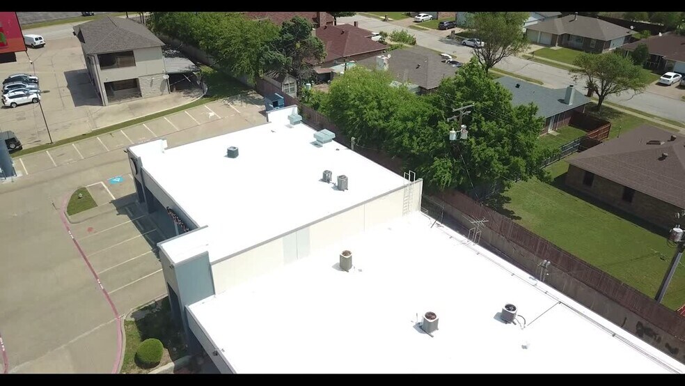 6600 Denton Hwy, Watauga, TX à louer - Vidéo sur l’inscription commerciale - Image 2 de 7