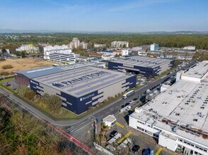  à louer Photo du bâtiment- Image 2 de 2