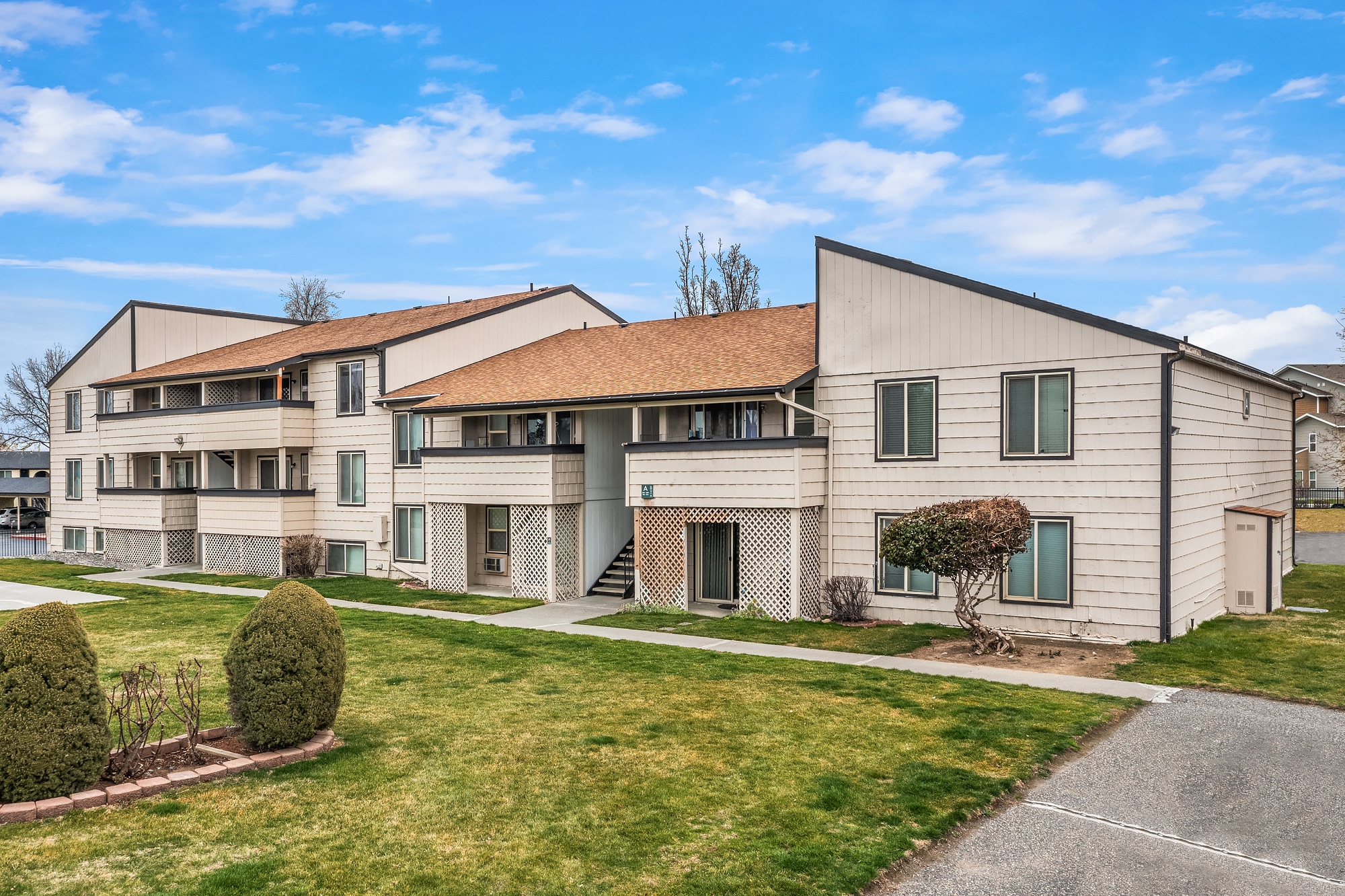 465 N Arthur St, Kennewick, WA for sale Primary Photo- Image 1 of 66