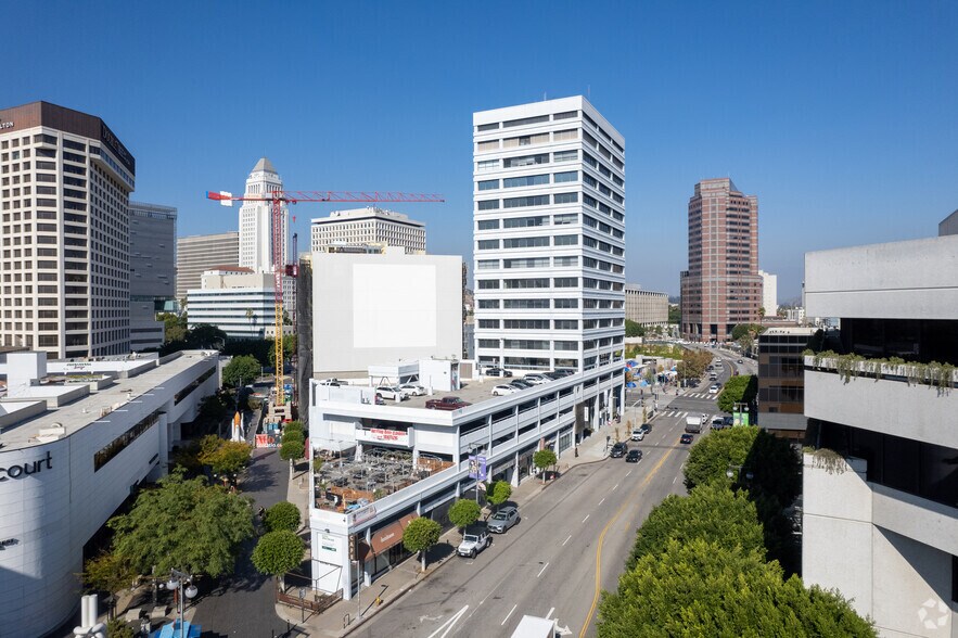 250 E 1st St, Los Angeles, CA à louer - Photo du bâtiment - Image 2 de 4