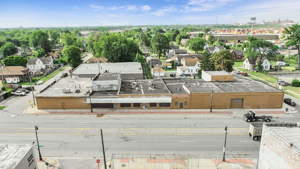 9103-9105 Michigan Ave, Detroit, MI à vendre - Photo principale - Image 1 de 1