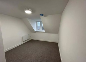 16 High St, Glastonbury à louer Photo intérieure- Image 1 de 4