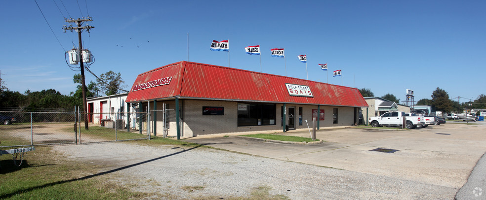 120 Banks Ave, Lafayette, LA à vendre - Photo principale - Image 1 de 1