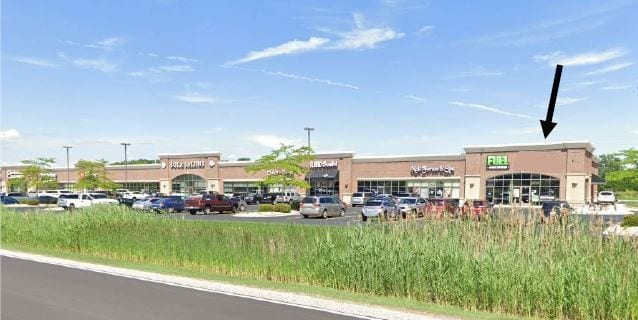 N162 Eisenhower Dr, Appleton, WI for lease - Building Photo - Image 3 of 5