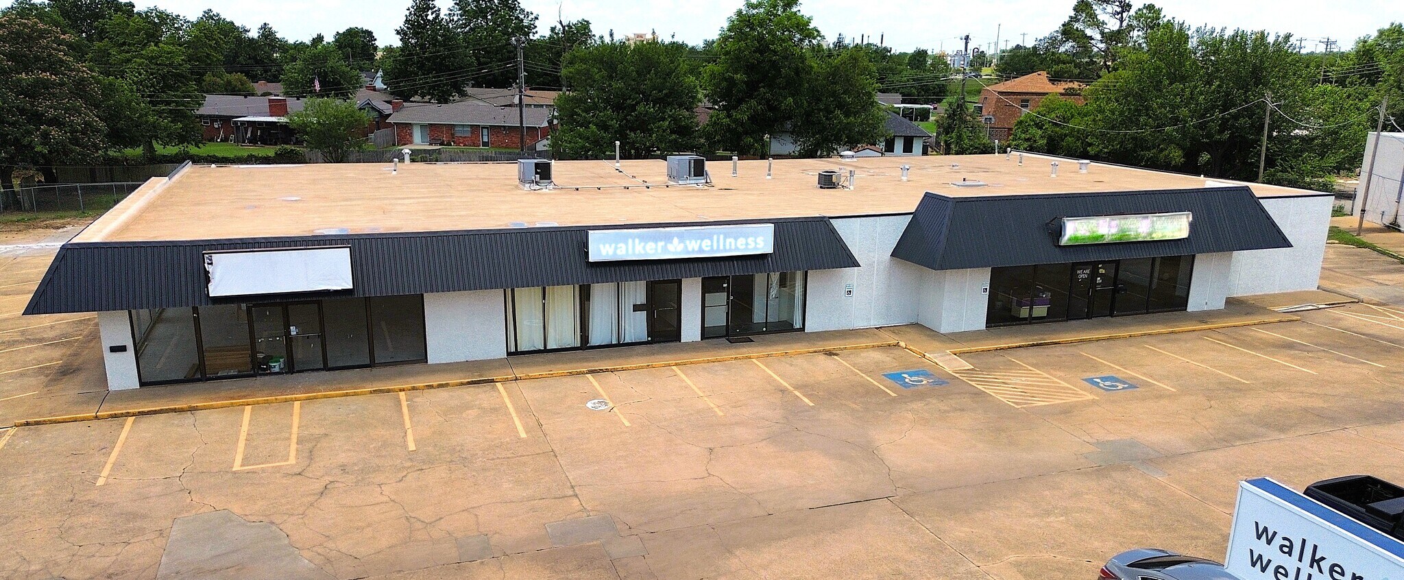 1219-1223 N Broadway Ave, Moore, OK à louer Photo principale- Image 1 de 8