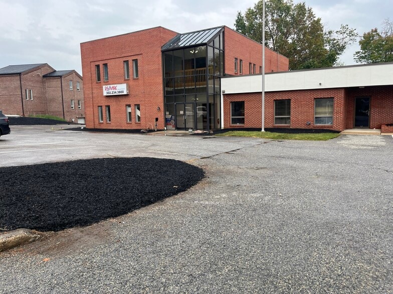 660 Yorklyn Rd, Hockessin, DE for lease - Primary Photo - Image 1 of 4