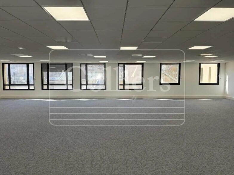 19 Rue Vacon, Marseille for lease - Interior Photo - Image 2 of 6