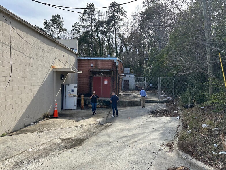 894 Pierce Ave, Macon-Bibb, GA à louer - Photo du bâtiment - Image 2 de 3