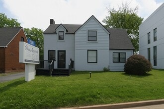 729 Dekalb Pike, King Of Prussia, PA for lease Building Photo- Image 1 of 3