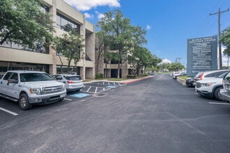 12042 Blanco Rd, San Antonio, TX for lease Interior Photo- Image 1 of 8