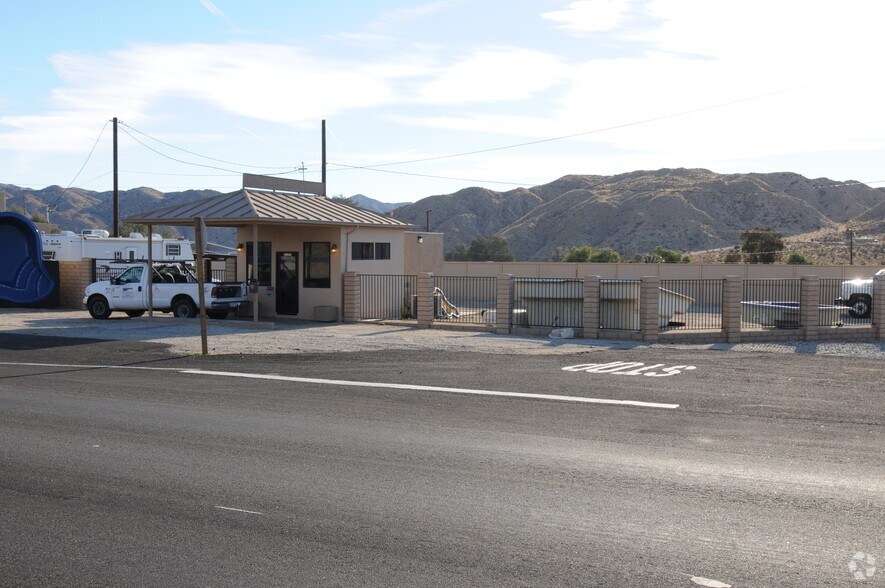 51607 29 Palms Hwy, Morongo Valley, CA à louer - Photo du bâtiment - Image 3 de 11