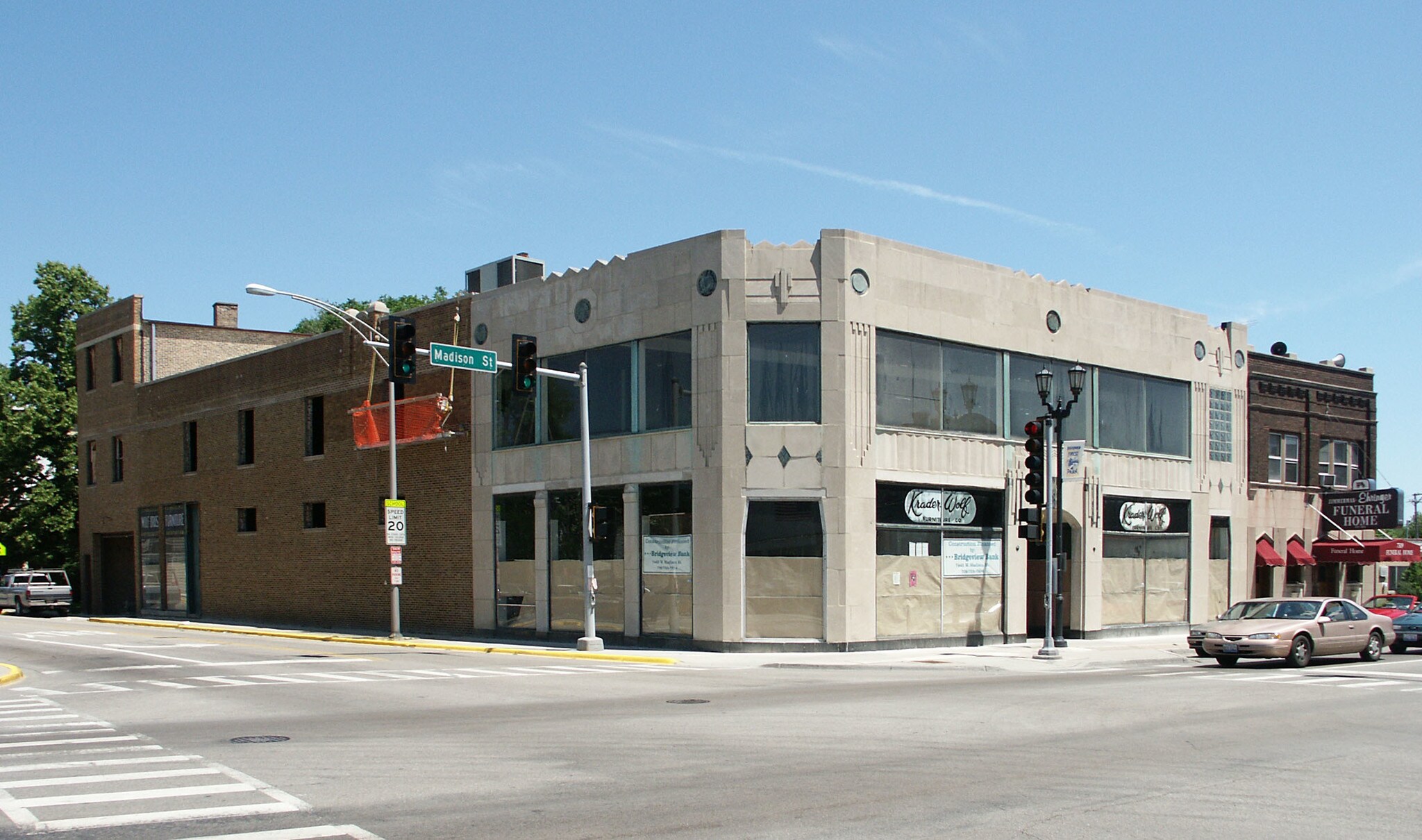 7321 Madison St, Forest Park, IL à vendre Photo principale- Image 1 de 69