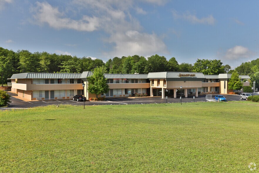 5539 Calhoun Memorial Hwy, Easley, SC à vendre - Photo du bâtiment - Image 3 de 6