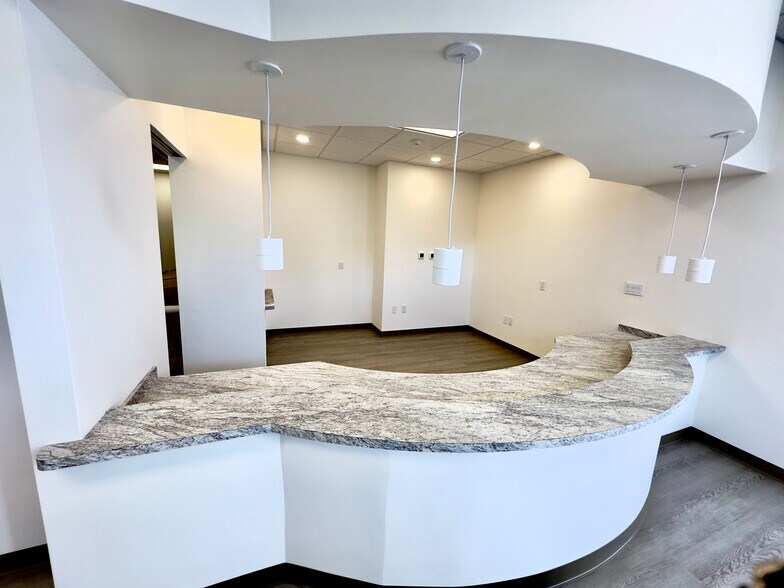 740 Stirling Center Pl, Lake Mary, FL à louer - Photo intérieure - Image 3 de 8