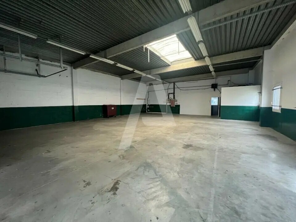 Flex in Lognes for lease Interior Photo- Image 1 of 4