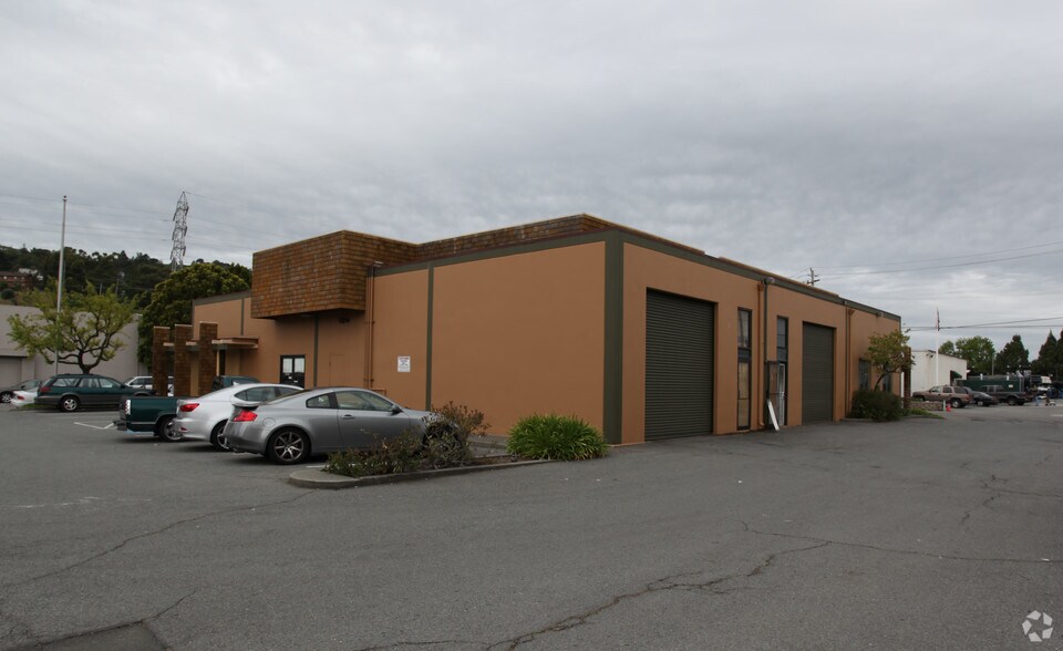41 Simms St, San Rafael, CA à vendre - Photo du bâtiment - Image 2 de 4