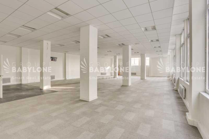 Office in Vincennes for lease - Interior Photo - Image 2 of 3