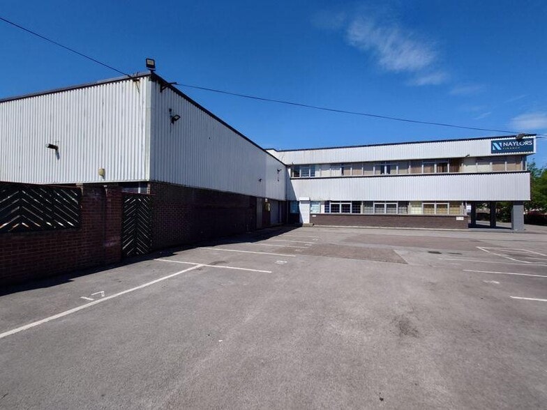 97 Bridge Rd, Wakefield for lease - Building Photo - Image 3 of 21