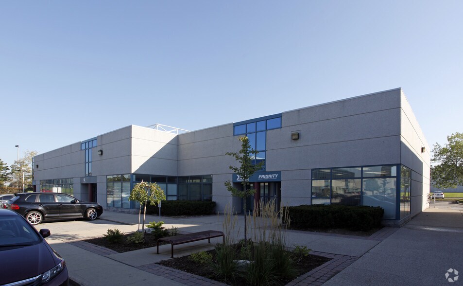 2601 Matheson Blvd E, Mississauga, ON for sale - Primary Photo - Image 1 of 1