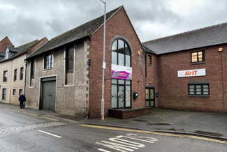 Plus de détails pour 8 Market Pl, Uttoxeter - Bureau à louer