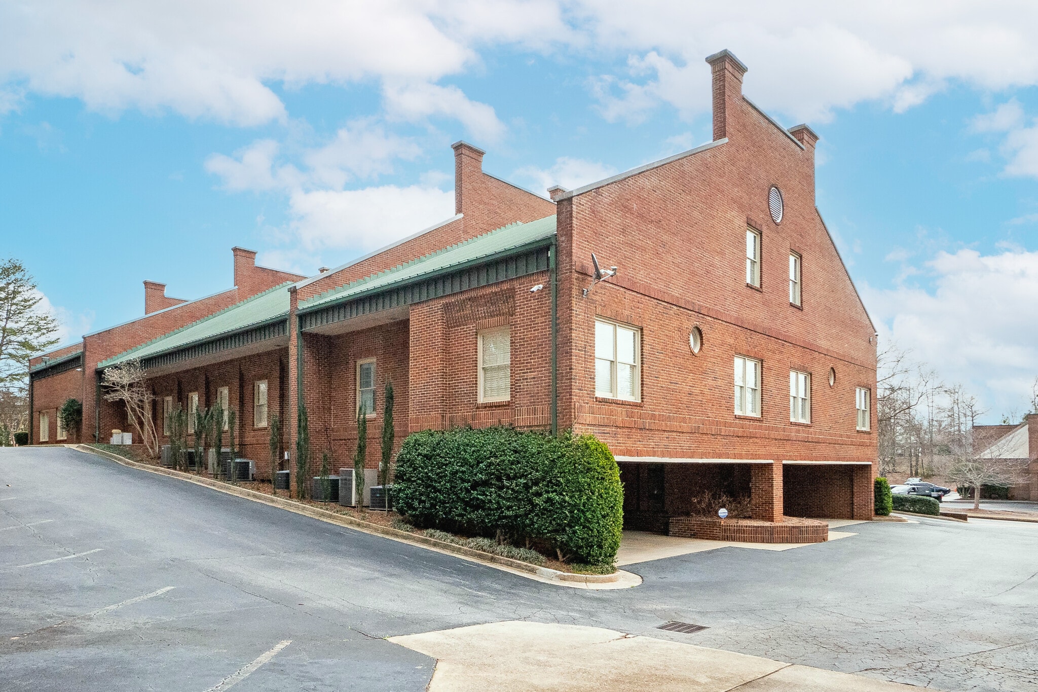 120 Trinity Pl, Athens, GA for sale Building Photo- Image 1 of 44