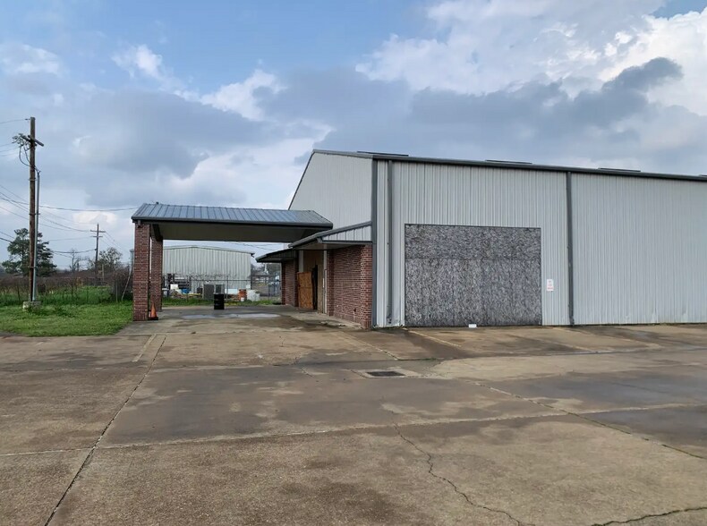 2030 N Mall Dr, Alexandria, LA à vendre - Photo du bâtiment - Image 2 de 9