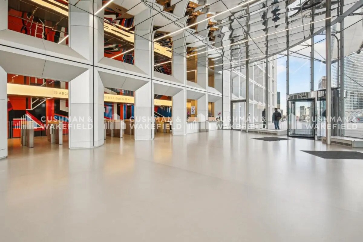 Bureau dans Puteaux à louer Photo du bâtiment- Image 1 de 2