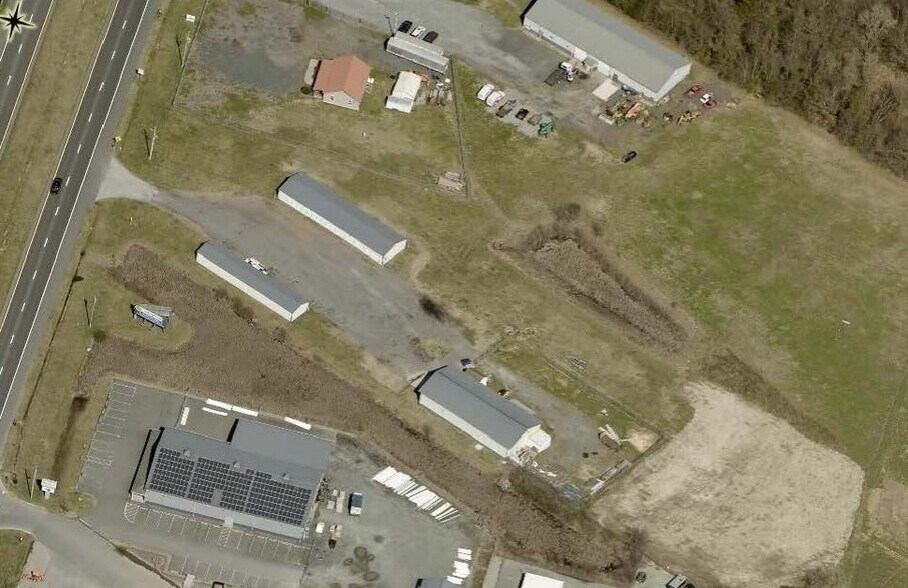 20633 Sussex Hwy, Seaford, DE à vendre - Photo du bâtiment - Image 3 de 3