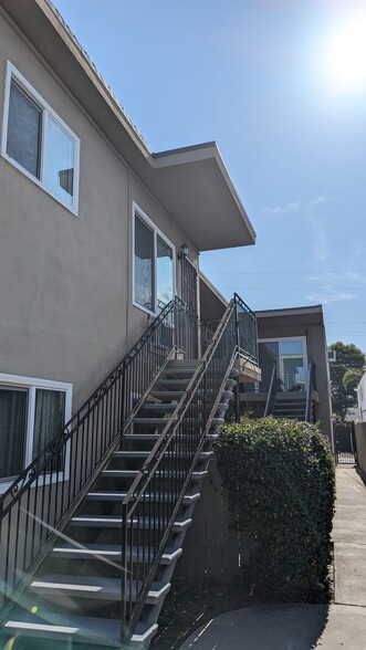 4561 Hawley Blvd, San Diego, CA à vendre - Photo du bâtiment - Image 3 de 20