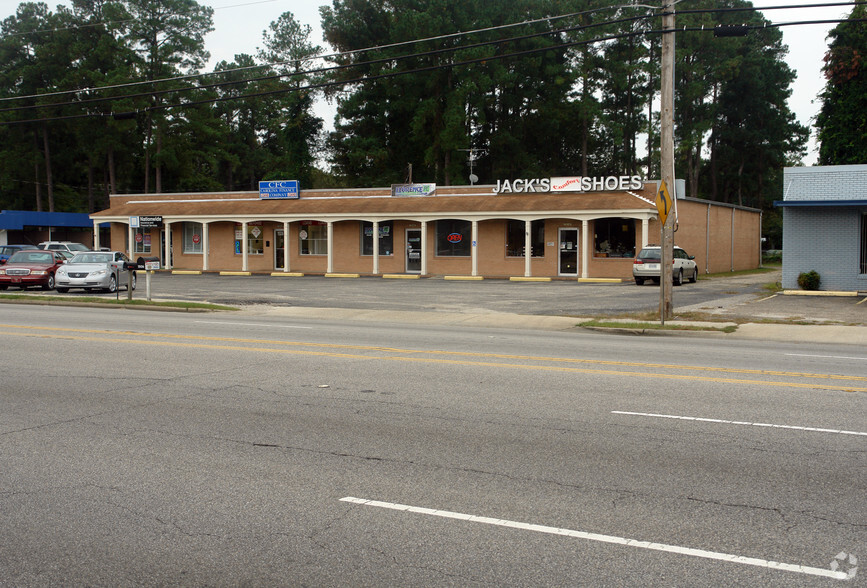 1506 2nd Loop Rd, Florence, SC à vendre - Photo principale - Image 1 de 1