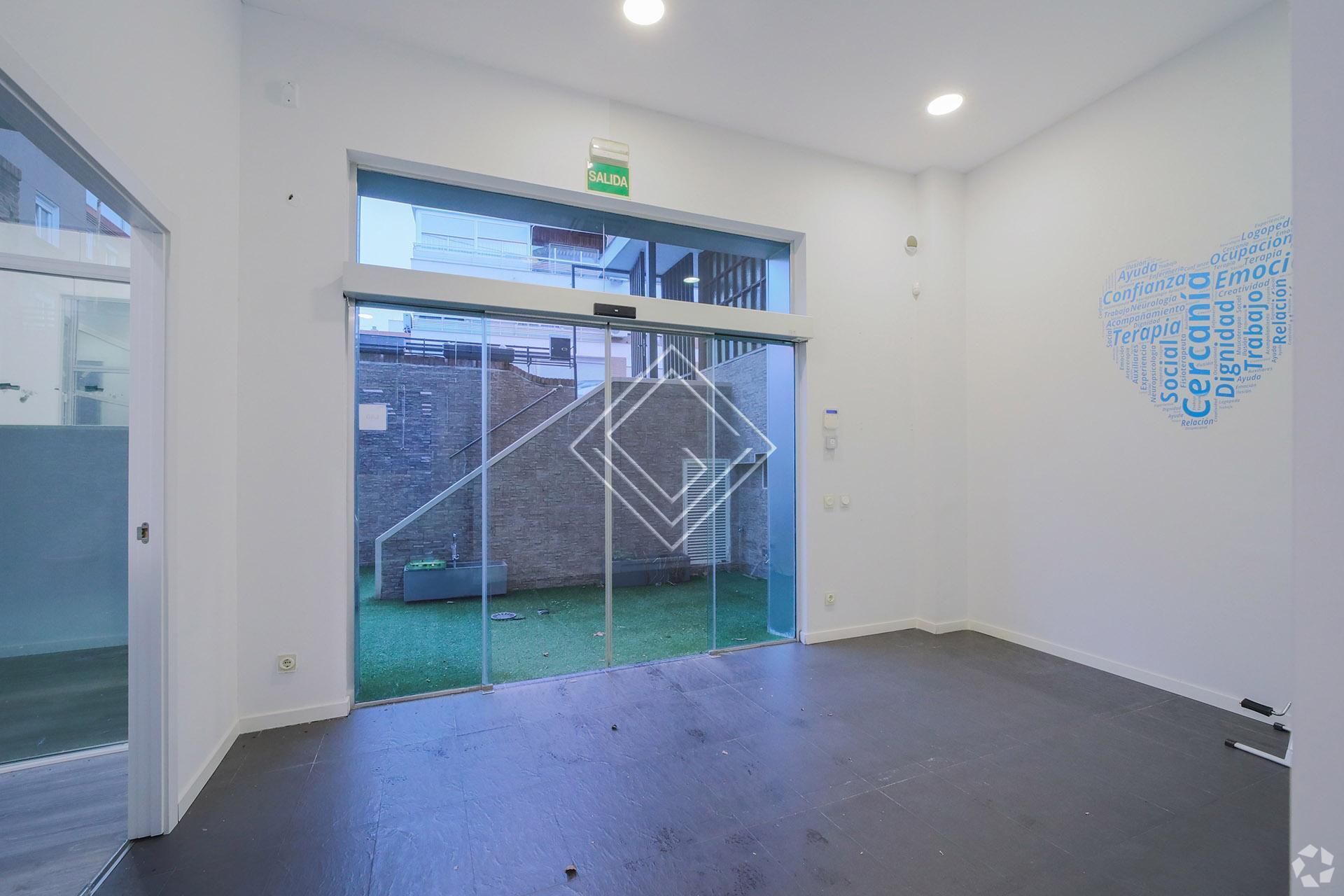 Retail in Madrid, Madrid for lease Interior Photo- Image 1 of 10