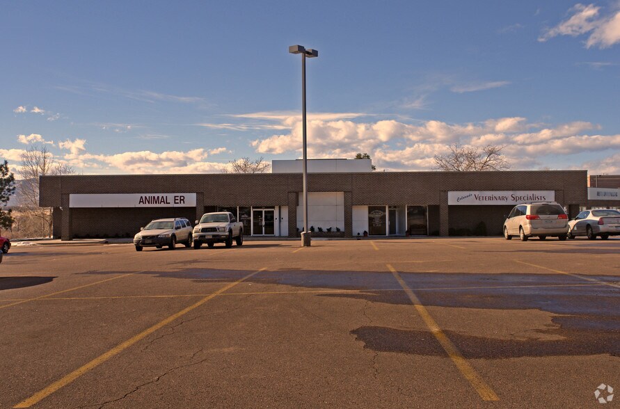 221 W County Line Rd, Littleton, CO à louer - Photo principale - Image 1 de 27