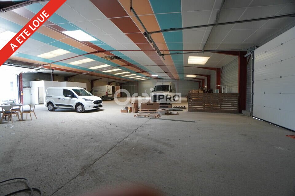 Flex in Saint Apollinaire for lease Interior Photo- Image 1 of 10