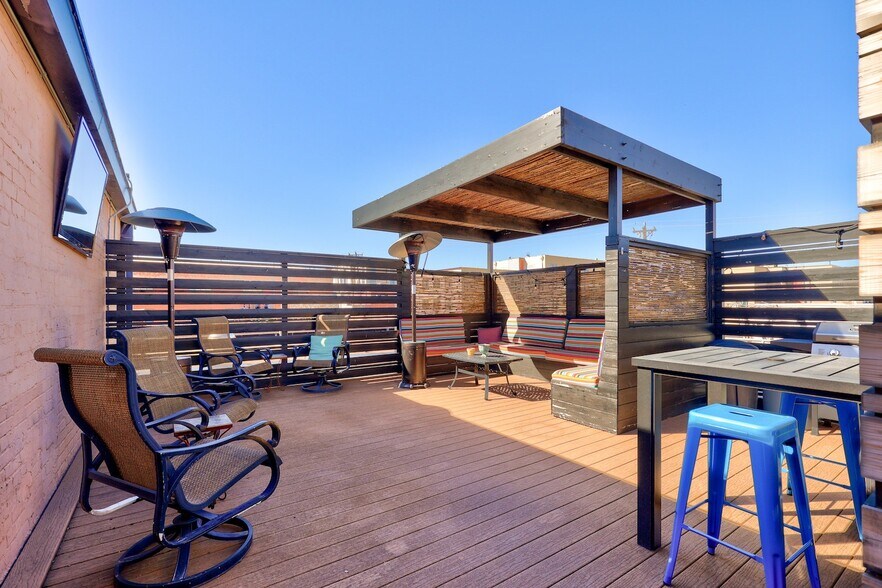 411 NW 5th St, Oklahoma City, OK à vendre - Photo du bâtiment - Image 3 de 32