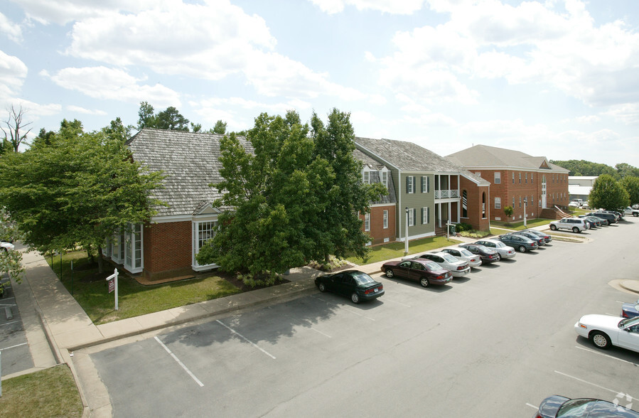 9842-9856 Lori Rd, Chesterfield, VA à vendre - Photo principale - Image 1 de 1