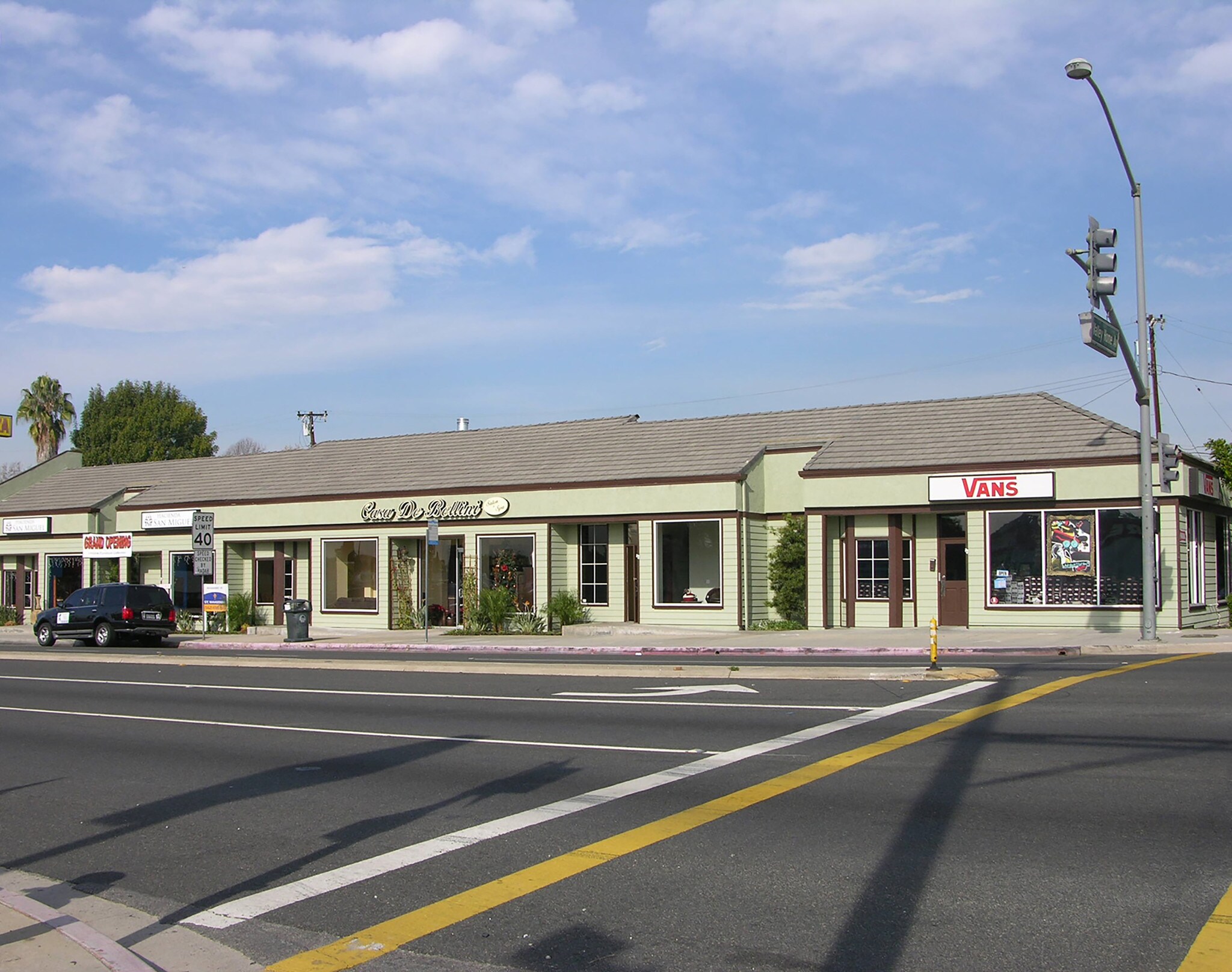 16561 Whittier Blvd, Whittier, CA à louer Photo principale- Image 1 de 2