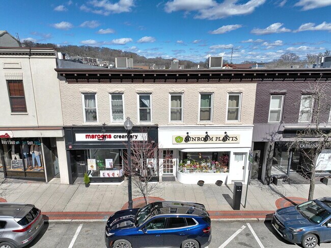 More details for 59 E Ridgewood Ave, Ridgewood, NJ - Retail for Sale