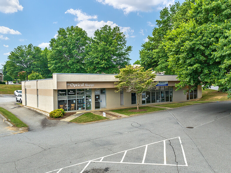 1302 Patton Ave, Asheville, NC for lease - Building Photo - Image 3 of 15