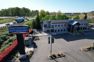 300 Valley Ave NE, Puyallup WA - Automotive Property