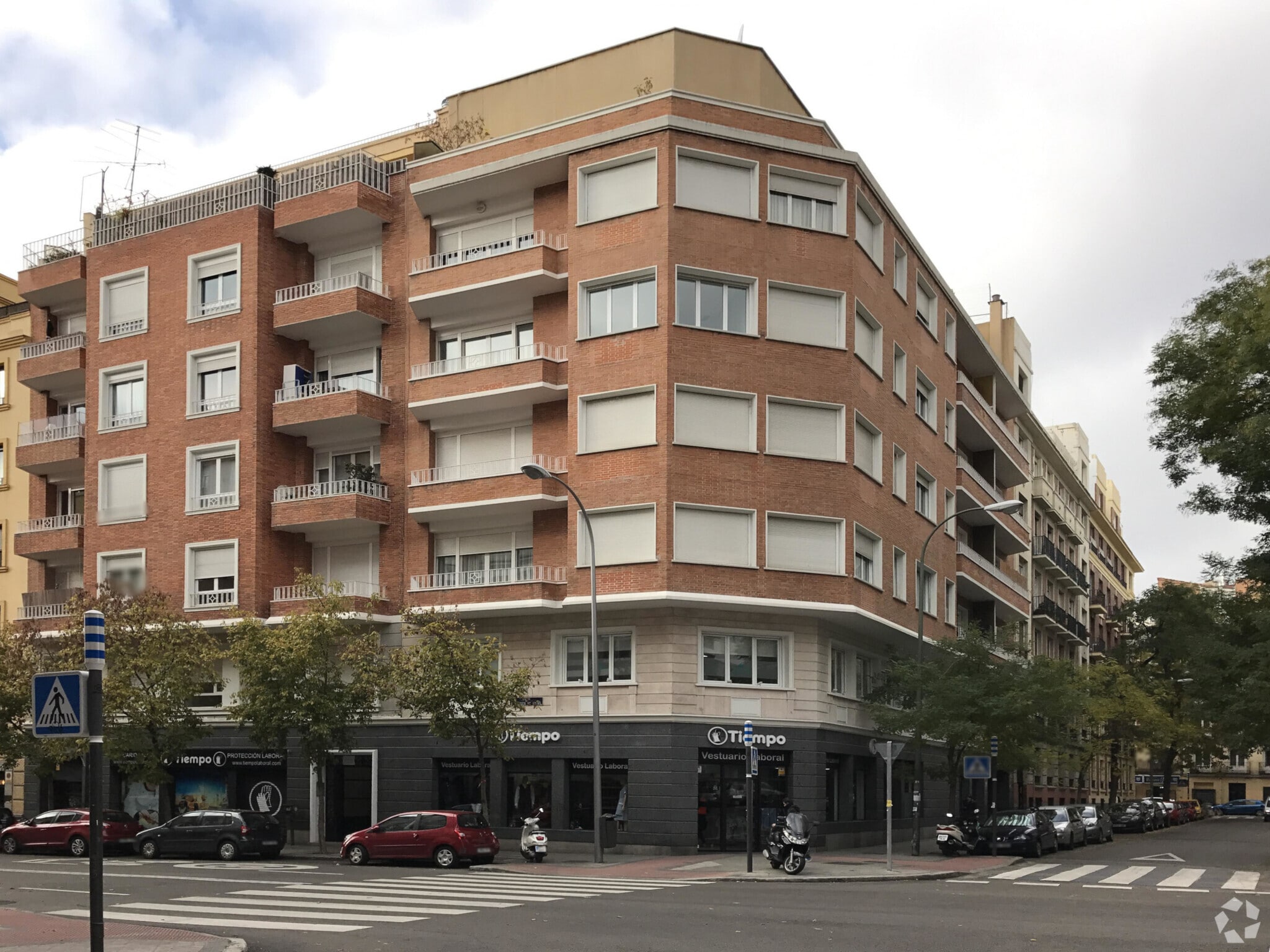 Office in Madrid, Madrid for lease Primary Photo- Image 1 of 3