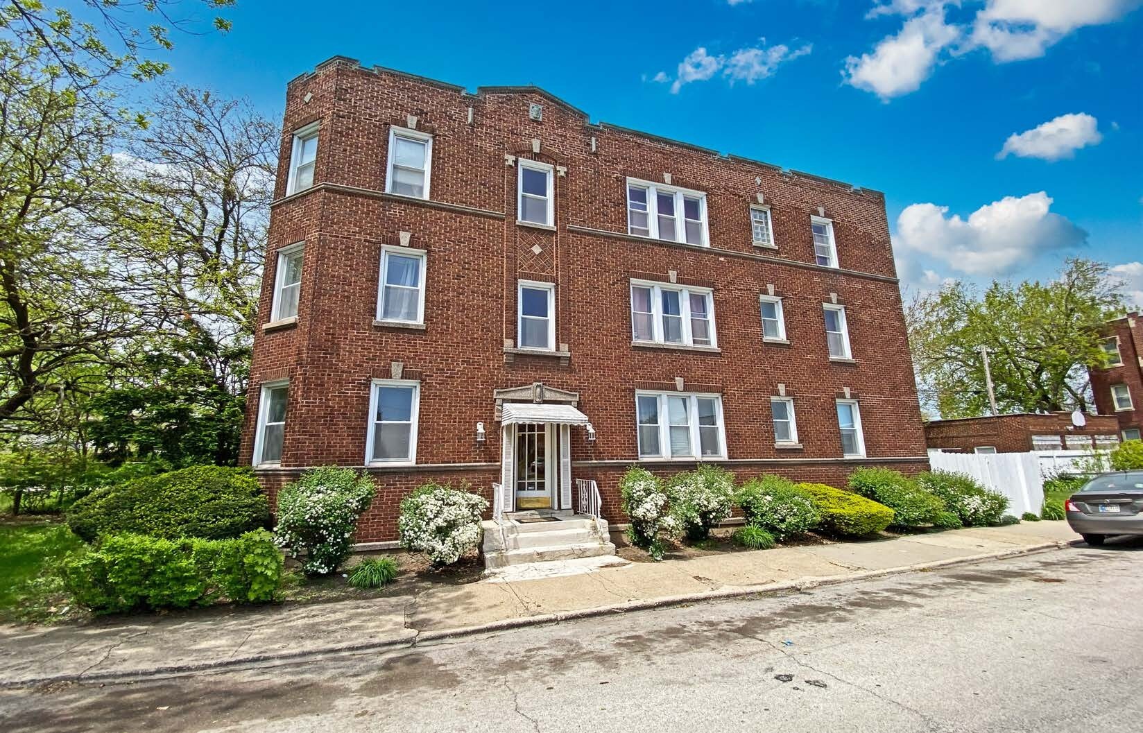 10856 S Avenue D, Chicago, IL à vendre Photo du bâtiment- Image 1 de 8