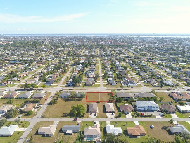 Plus de détails pour 4412 Santa Barbara Blvd, Cape Coral, FL - Terrain à vendre