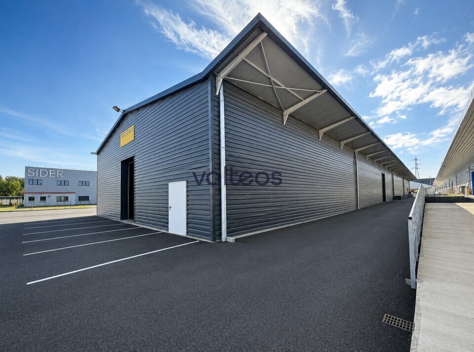 Flex in Toulouse for lease Building Photo- Image 1 of 3