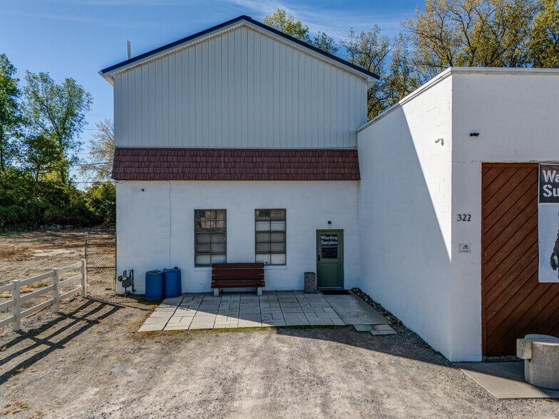 322 Illinois Ave, Maumee, OH à vendre - Photo du bâtiment - Image 2 de 30