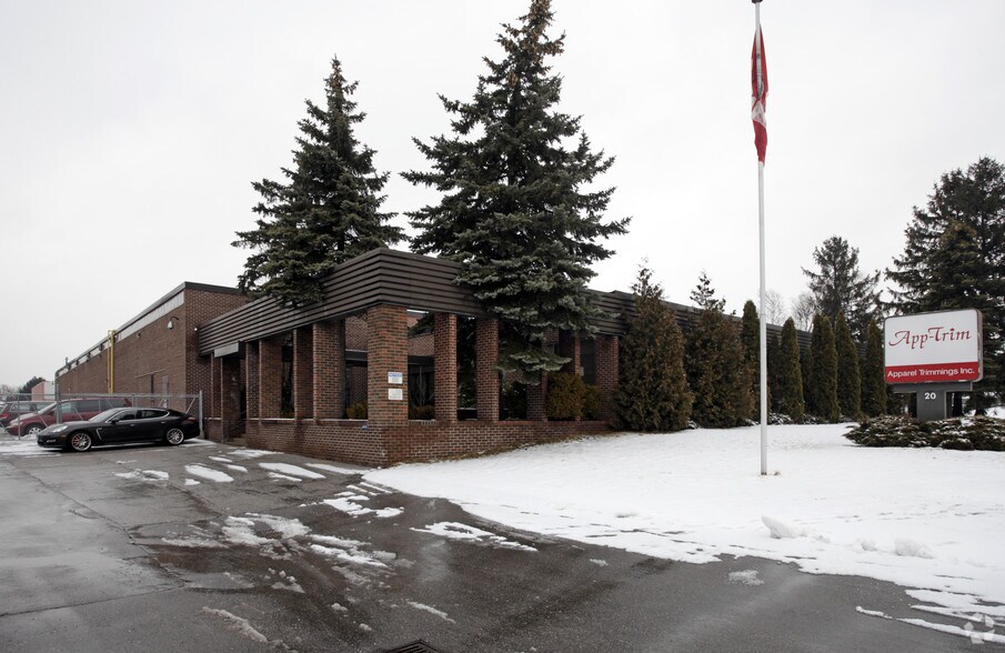 20 Commander Blvd, Toronto, ON for sale - Building Photo - Image 1 of 2