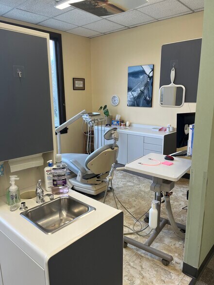 52 Colchester Ave, Burlington, VT à louer - Photo intérieure - Image 3 de 15