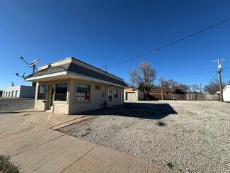 Plus de détails pour 1624 10th St, Great Bend, KS - Commerce de détail à vendre
