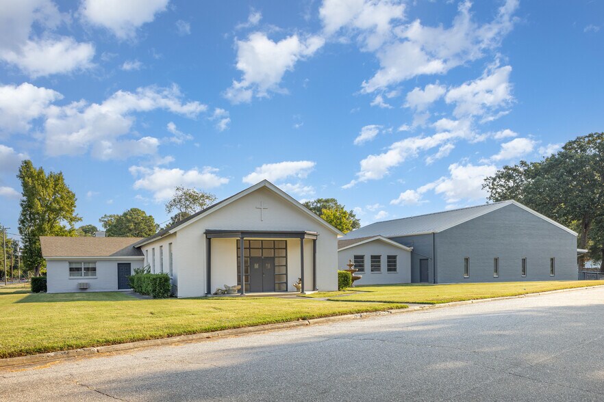 420 Paul St, Rocky Mount, NC à vendre - Photo du bâtiment - Image 2 de 29