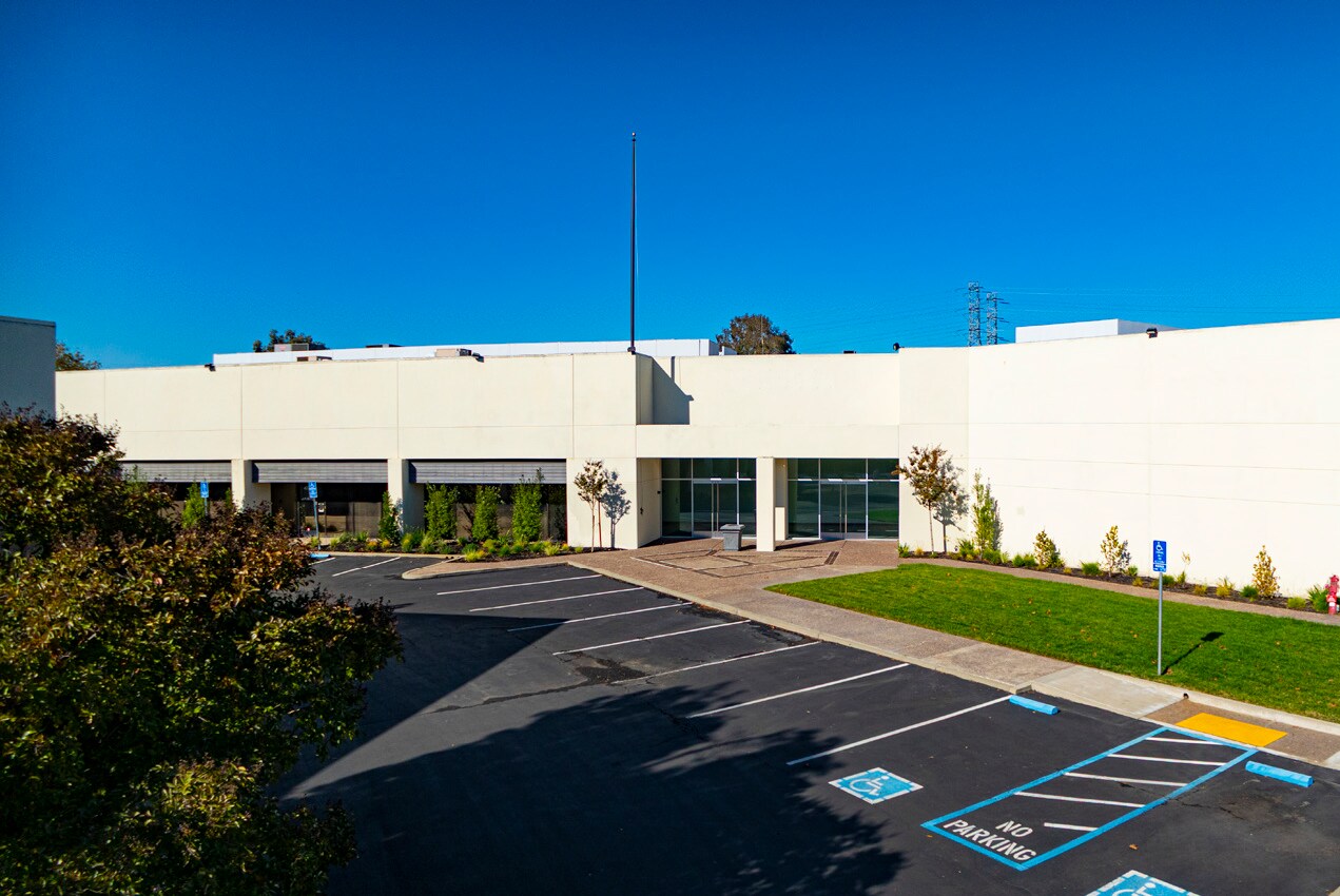 4221-4227 Technology Dr, Fremont, CA à louer Photo du bâtiment- Image 1 de 8
